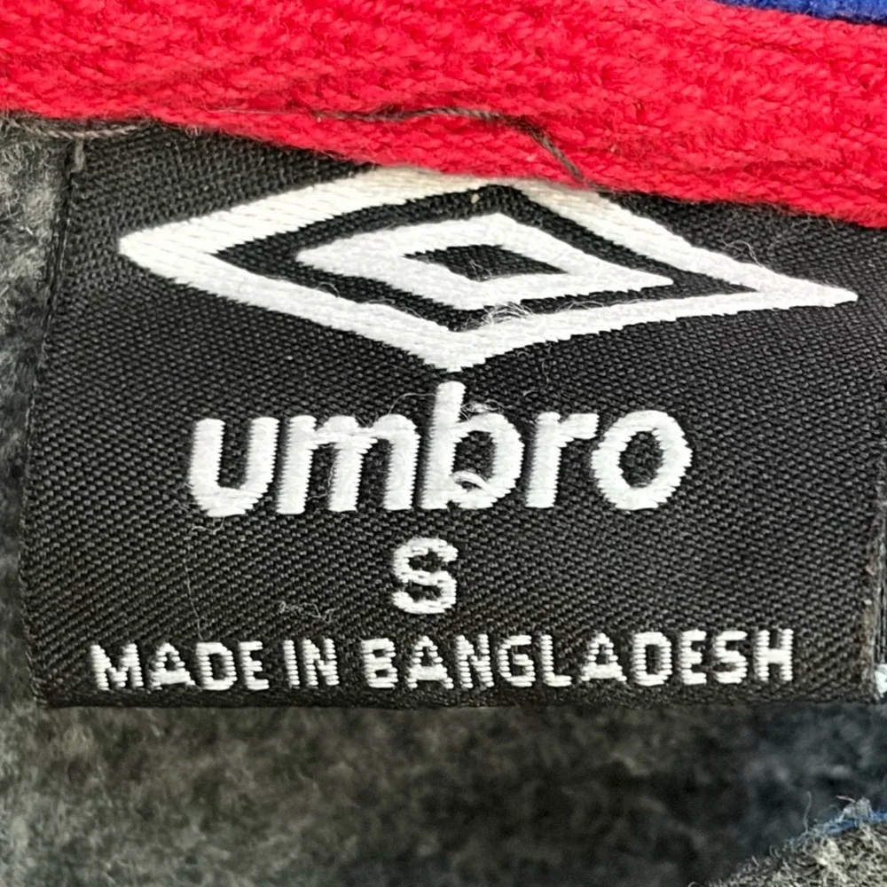 Umbro Italia Hoodie with Blue Hood and Red Drawstrings - Picture 3 of 9